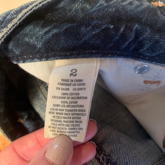 Denim shorts - Picture 3 of 4